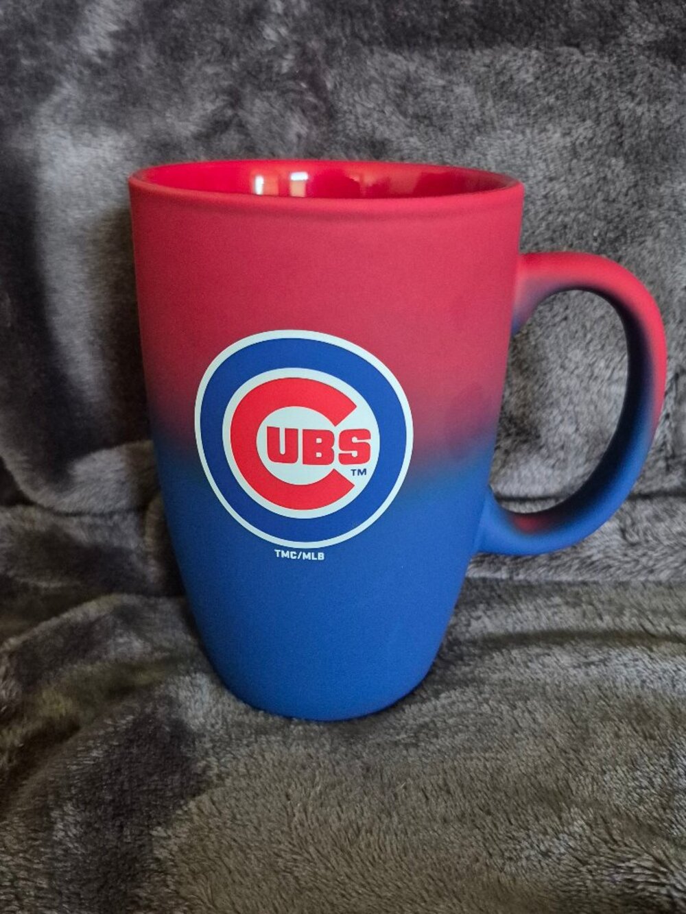 The Memory Company Chicago Cubs 15oz Two-Tone Matte Ceramic Mug